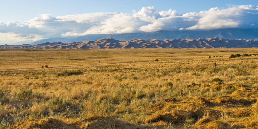 Die Great Sand Dunes bei Dämmerung