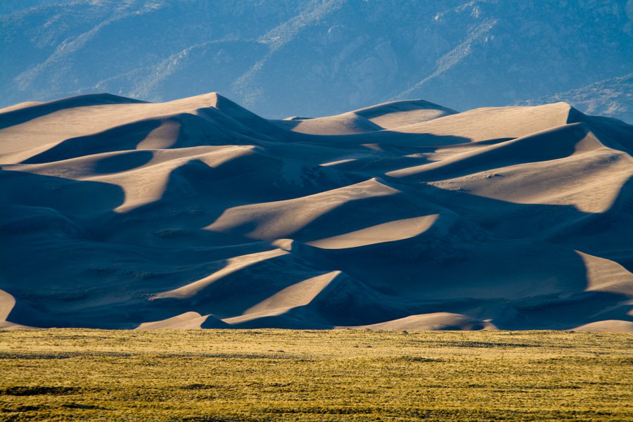 Die Great Sand Dunes bei Dämmerung