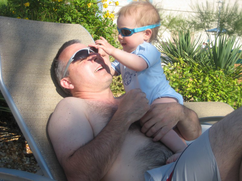 Tims Art mit Papa zu flirten