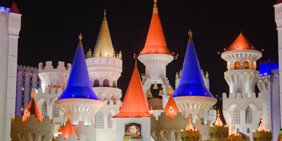 Excalibur bei Nacht