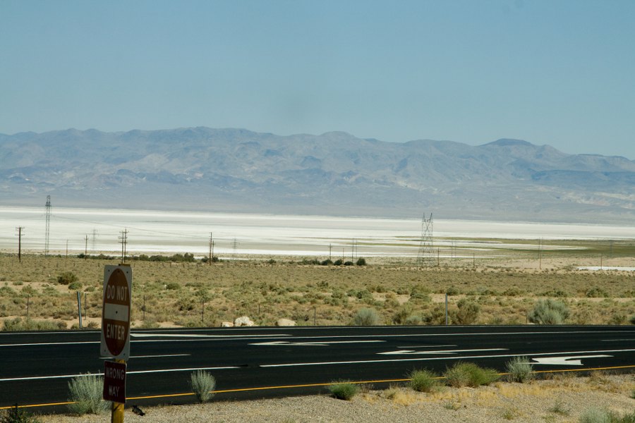 Erste Salzseen kommen zum Vorschein