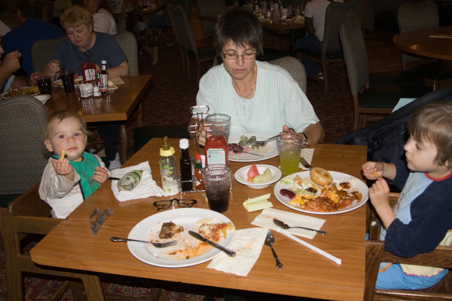 Abendessen im Excalibur.