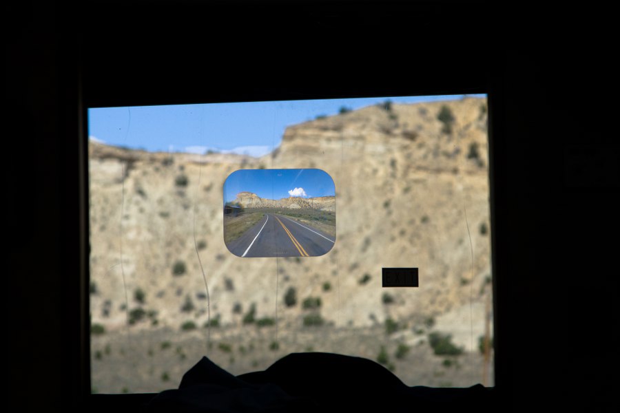 Blick zurück durchs Wohnmobil