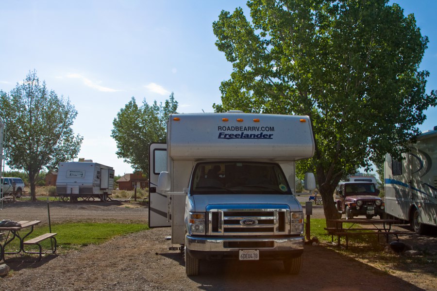 1000 Lakes RV Park in Torrey