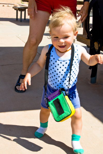 Tims erste Schritte im Goblin Valley SP - und er ist sichtlich stolz auf sich