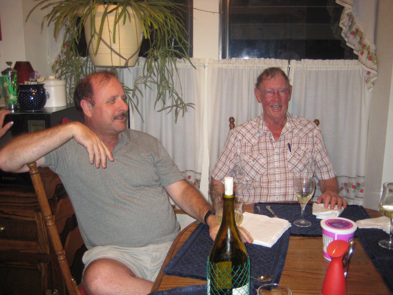 Charly und Bob am Vorabend von Shirley´s Geburtstag