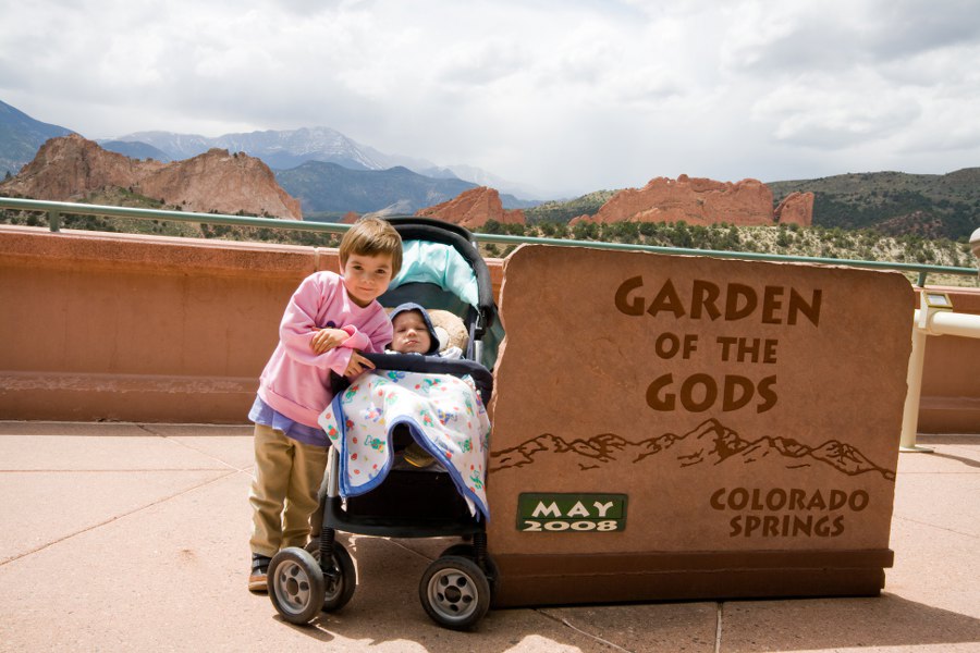 Svenja und Tim auf der Terrasse des Visitor Centers