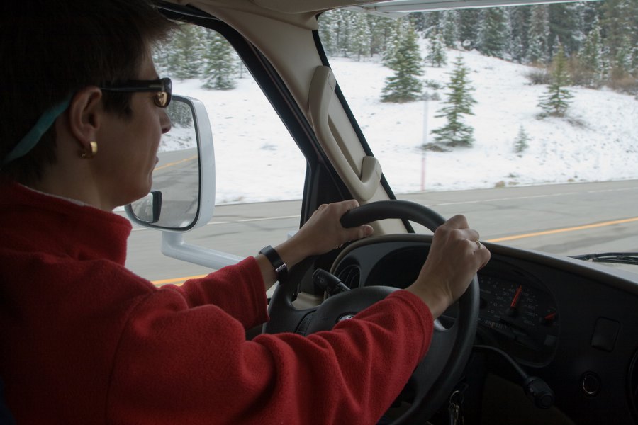 Petra ist heute das erste Mal am Steuer