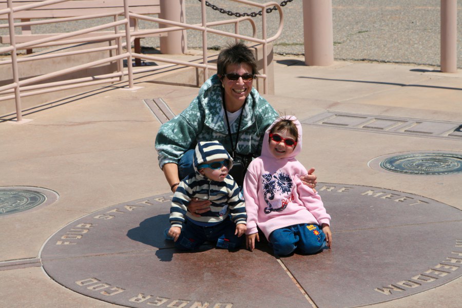 3 Personen in 4 Bundesstaaten