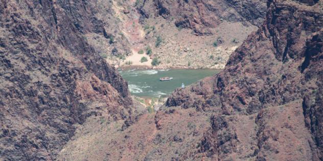 Im richtigen Augenblick mit dem Tele abgedrückt: Rafting durch den Grand Canyon