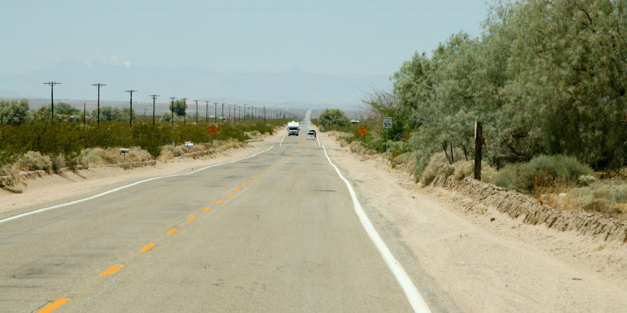Auf dem Weg in Richtung Twentynine Palms