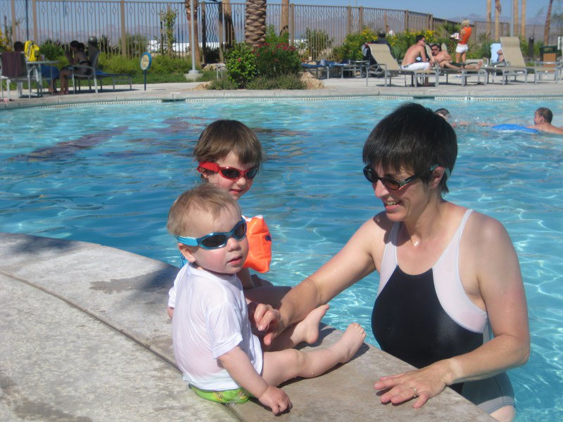 Pool des Avi Avi Casinos. Kostenlose Benutzung auch für Camper.