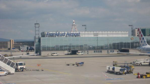 Frankfurt Airport, Dienstagmorgen