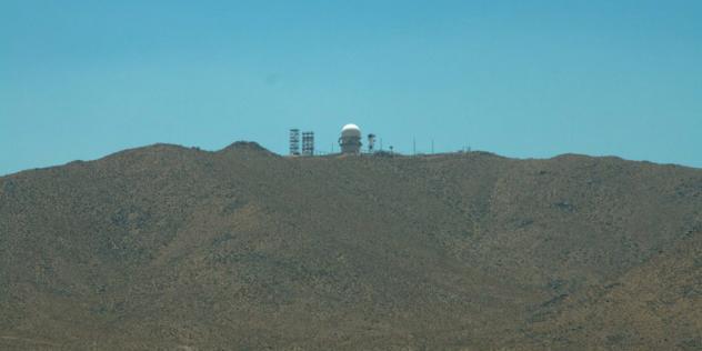 Viele Observatorien auf den Bergrücken