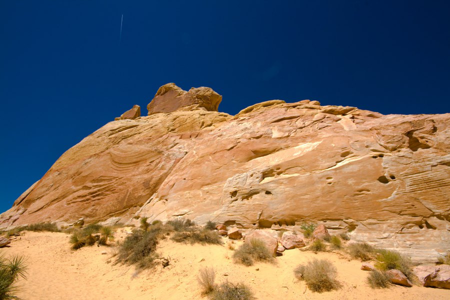 Das Valley of Fire - die White Doms mittags um 12 bei brütender Hitze