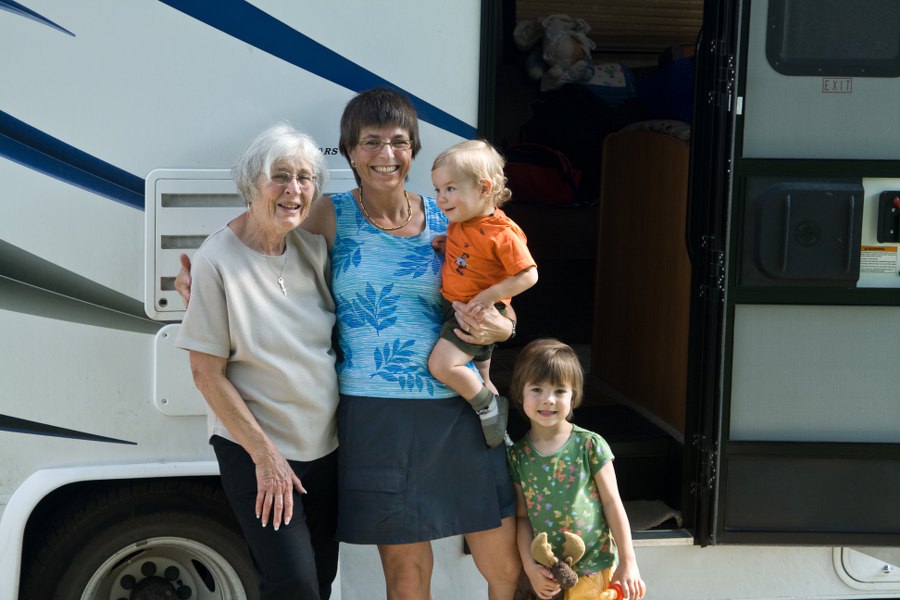 Gruppenbild mit Dame (Shirley)